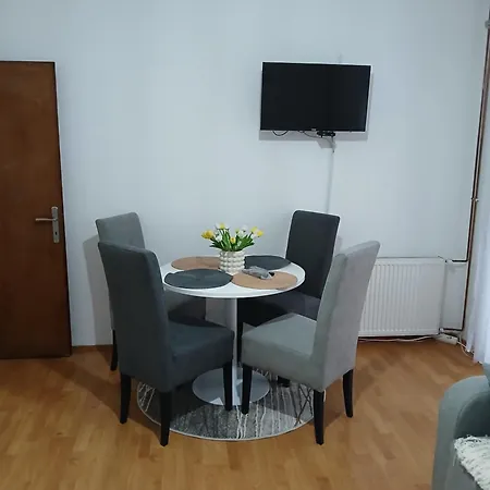 Apartment Am Mladenovic *